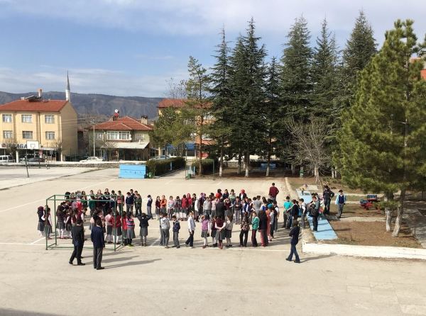 Okulumuzda 19.02.2016 Cuma Günü Deprem Tatbikatı Yapıldı.